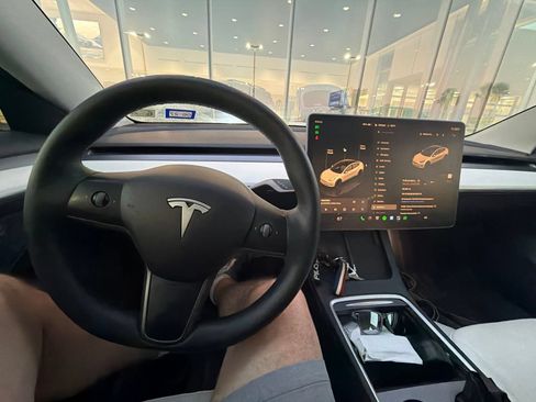 Used 2022 Tesla Model 3 Performance AWD/4WD image 16