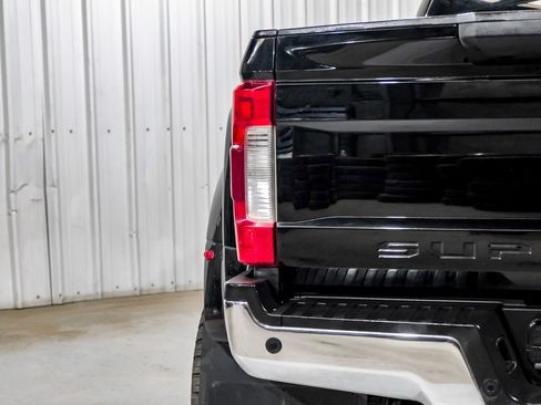 Used 2017 Ford F350 Lariat w/ Lariat Ultimate Package AWD/4WD image 51