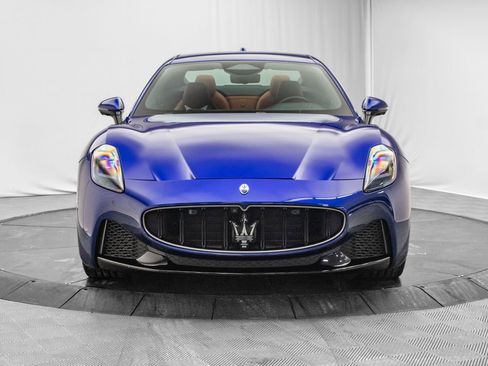 Used 2024 Maserati GranTurismo Modena image 2