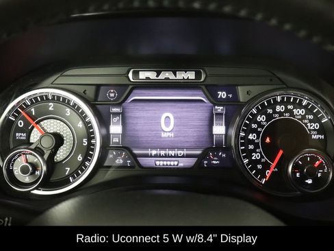 Used 2022 RAM 1500 Big Horn AWD/4WD image 11