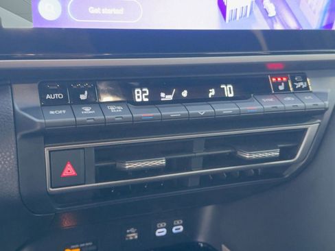 Used 2025 Toyota Camry XSE image 24