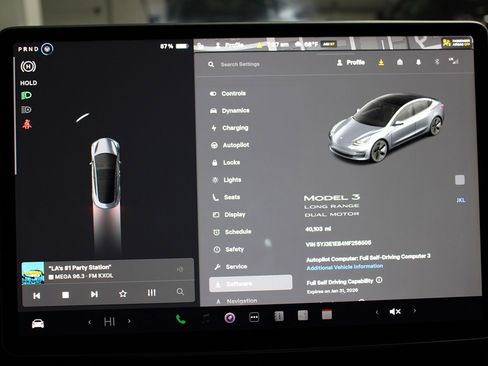 Used 2022 Tesla Model 3 Long Range image 21