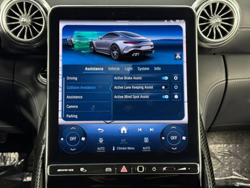 Used 2024 Mercedes-Benz AMG GT 63 image 31