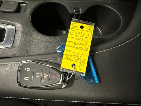 Used 2019 Chevrolet Camaro LT RWD image 29