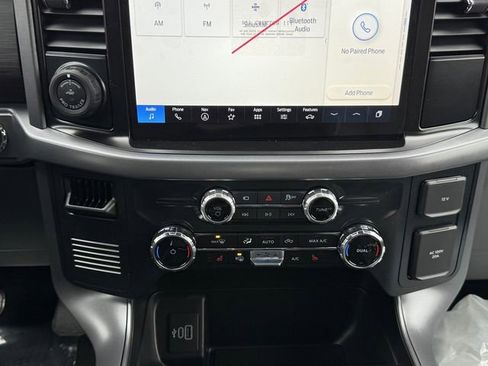 New 2025 Ford F150 Lightning XLT image 15