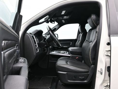 Used 2018 RAM 1500 Limited AWD/4WD image 9
