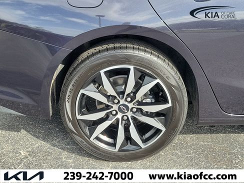 Used 2022 Chevrolet Malibu RS w/ LPO, Convenience Package 1 FWD image 9