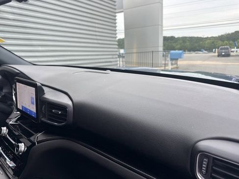 Used 2023 Ford Explorer ST image 37