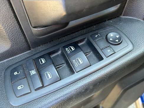 Used 2019 RAM 1500 Express AWD/4WD image 13