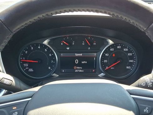Used 2022 Chevrolet Equinox Premier AWD/4WD image 21