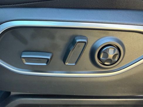 New 2026 Jeep Grand Wagoneer Limited image 17