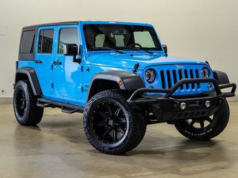 Used 2017 Jeep Wrangler Unlimited Sport w/ Quick Order Package 23S AWD/4WD image 4