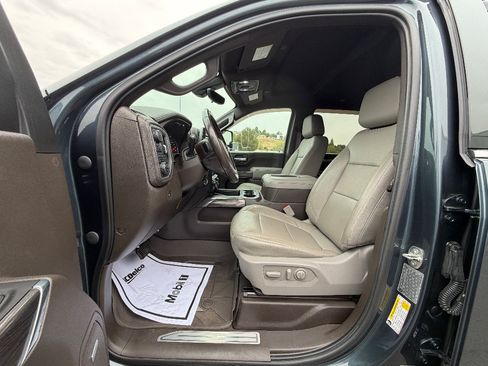 Used 2020 Chevrolet Silverado 3500 LTZ w/ LTZ Plus Package AWD/4WD image 2