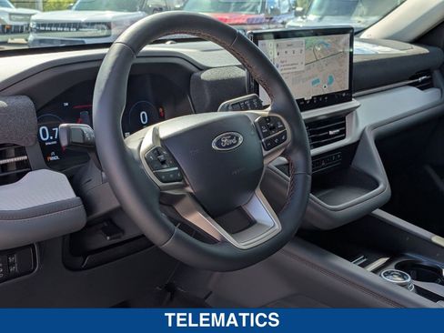 New 2025 Ford Explorer Active w/ Active Comfort Package image 24