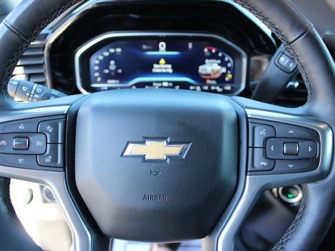 Used 2024 Chevrolet Silverado 2500 LT w/ Convenience Package AWD/4WD image 11
