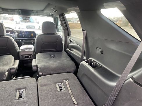 Used 2025 Chevrolet Traverse Z71 w/ Driver Confidence Package image 74