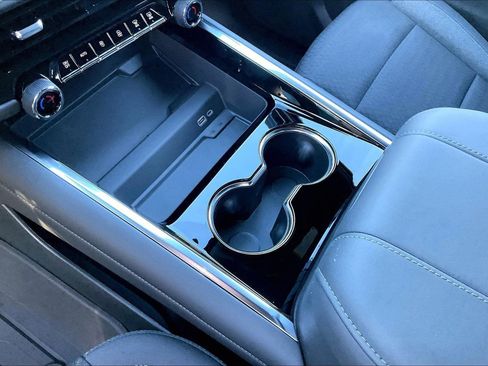 New 2026 Chevrolet Suburban LS w/ LPO, Dark Essentials Package image 8