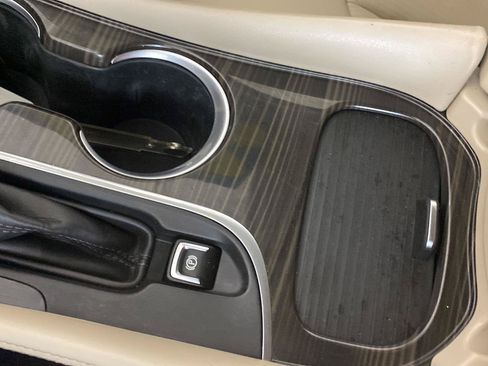 Used 2020 Buick Envision Preferred FWD image 12