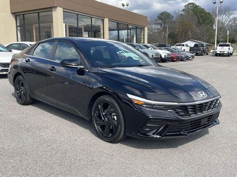 New 2026 Hyundai Elantra SEL Sport Premium image 23