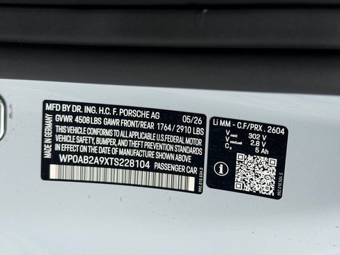 Certified 2026 Porsche 911 Carrera GTS RWD image 32