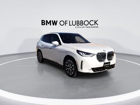 Used 2025 BMW X3 xDrive30i image 3