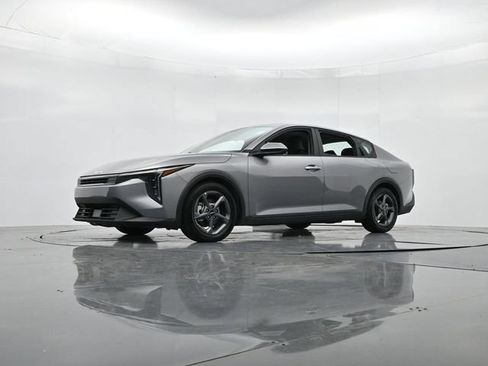 Used 2025 Kia K4 FWD image 37
