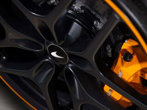 New 2026 McLaren 750S image 21