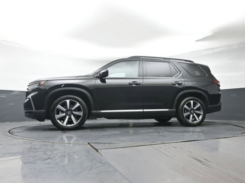 Used 2025 Honda Pilot Elite image 34