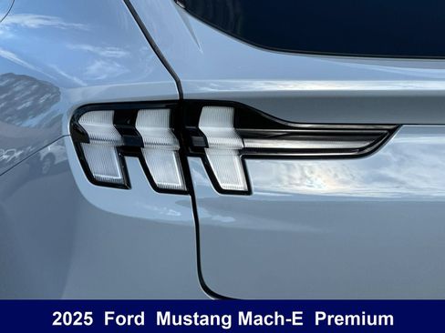 Used 2025 Ford Mustang Mach-E Premium RWD image 42