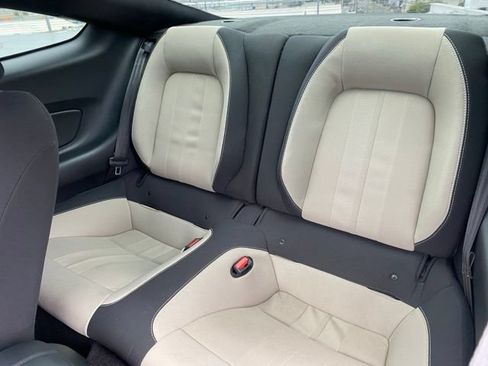 Used 2023 Ford Mustang GT RWD image 40