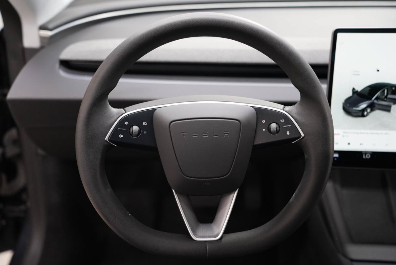 Used 2025 Tesla Model 3 Long Range RWD image 12