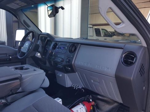 Used 2015 Ford F250 XL w/ Power Equipment Group image 17