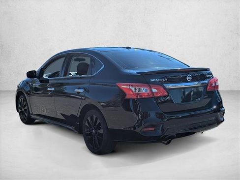 Used 2017 Nissan Sentra SR Turbo w/ SR Midnight Edition image 8