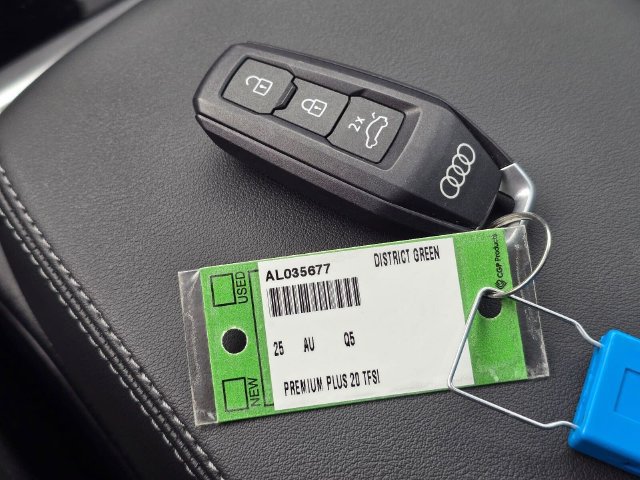 Used 2025 Audi Q5 Premium w/ Premium Plus AWD/4WD image 31