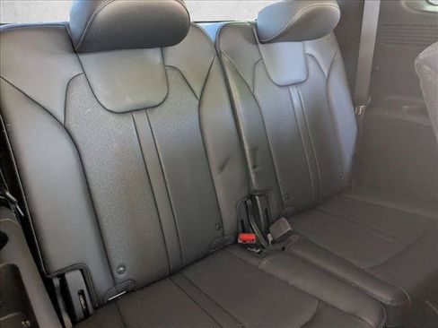 Used 2023 Kia Sorento S AWD/4WD image 20