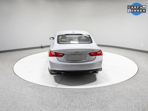 Used 2018 Chevrolet Malibu Premier image 29