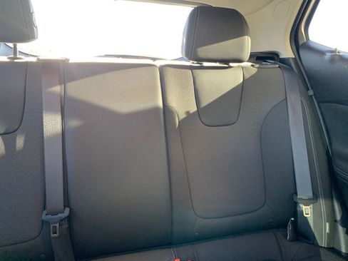 Used 2025 Buick Encore GX Preferred image 35