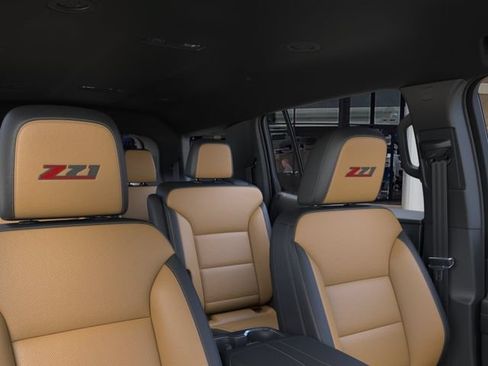 New 2027 Chevrolet Traverse Z71 w/ Enhanced Driving Package AWD/4WD image 24