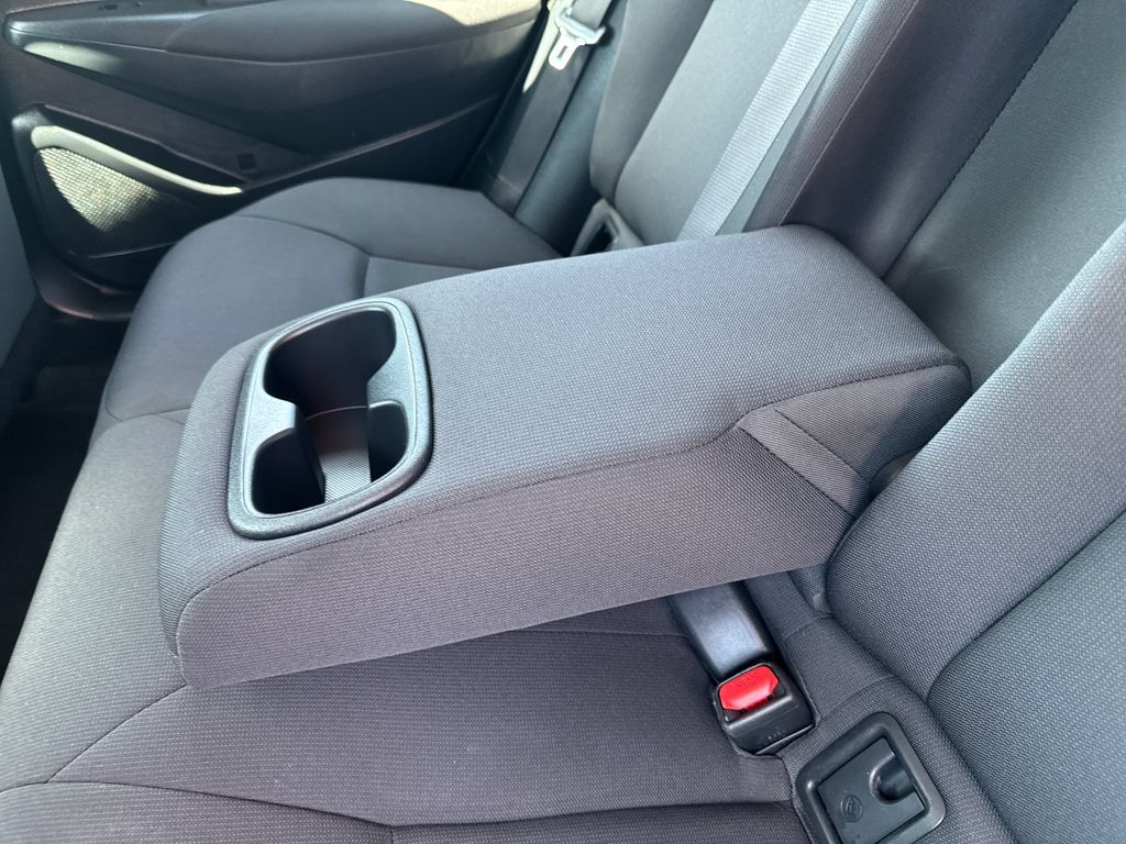 Used 2024 Toyota Corolla LE FWD image 39