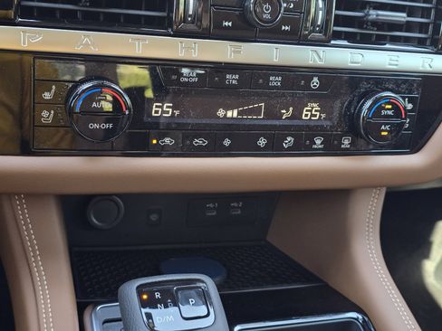 New 2026 Nissan Pathfinder Platinum AWD/4WD image 20