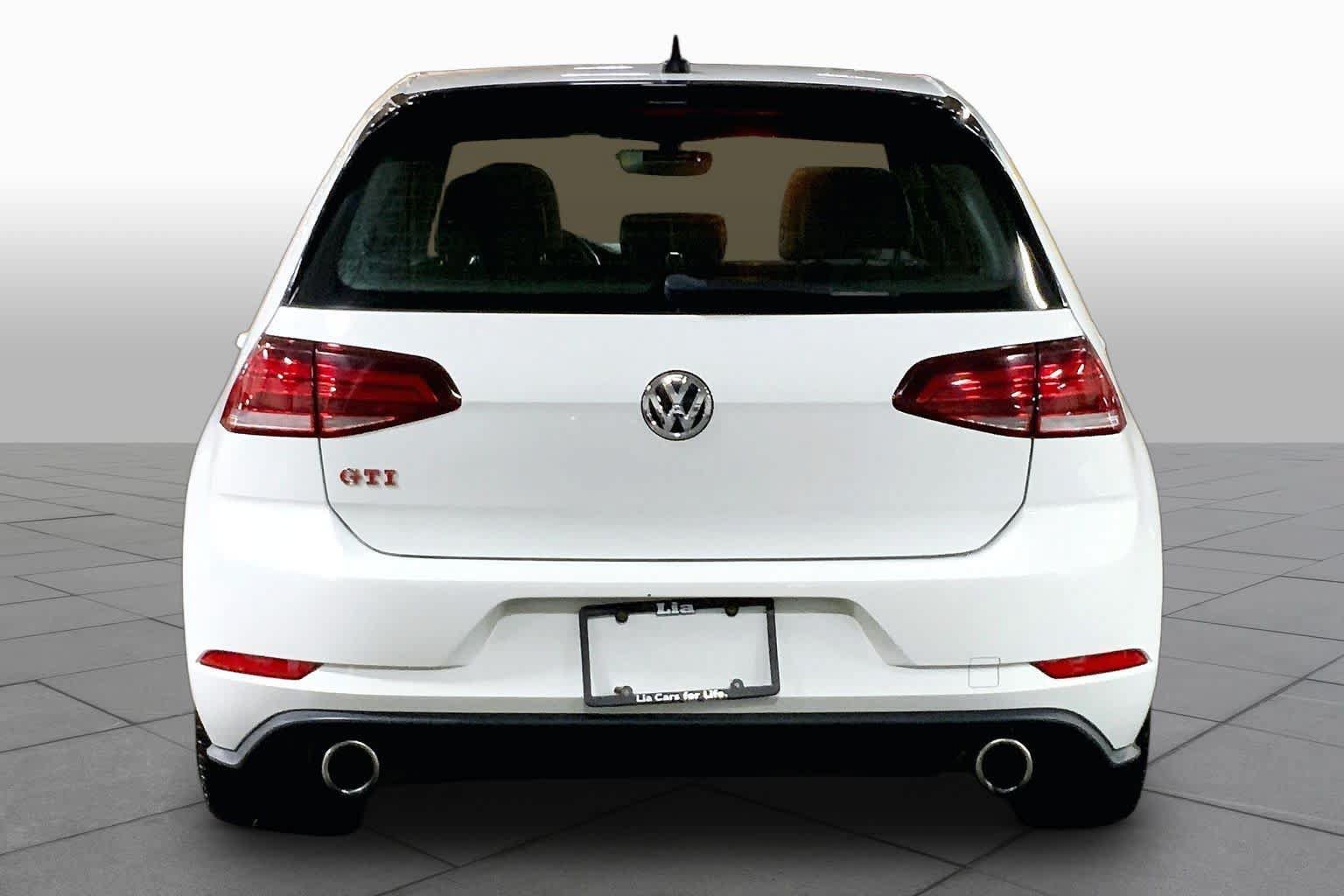 Used 2021 Volkswagen GTI SE FWD image 5