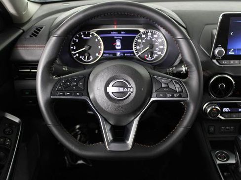 Certified 2024 Nissan Sentra SR FWD image 9