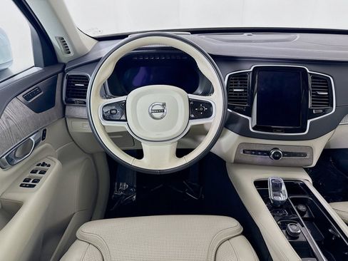 Used 2023 Volvo XC90 B6 Ultimate AWD/4WD image 22