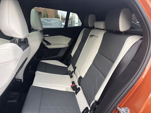 Used 2025 BMW X2 xDrive28i image 25