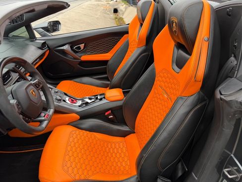 Used 2019 Lamborghini Huracan LP 580-2 image 17