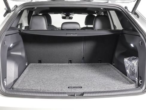 New 2026 Volkswagen Atlas Cross Sport SEL Premium R-Line image 39