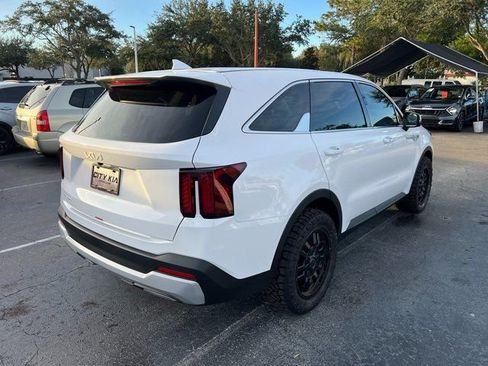 New 2026 Kia Sorento LX FWD image 5
