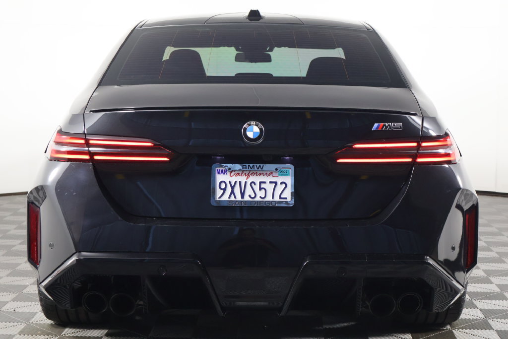 Used 2026 BMW M5 w/ Executive Package AWD/4WD image 5