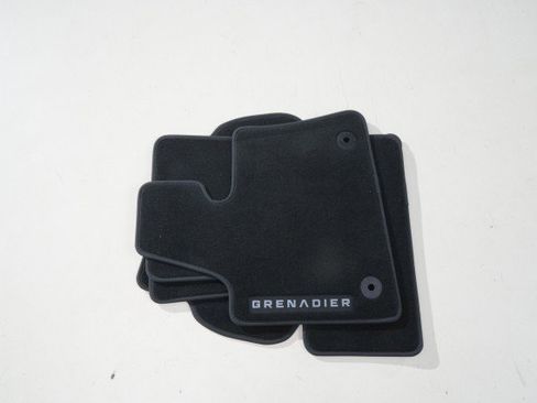 Used 2024 INEOS Grenadier Fieldmaster Edition image 63