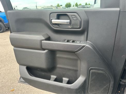 Used 2023 Chevrolet Silverado 1500 Custom AWD/4WD image 17